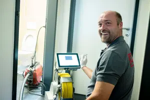Pumpenschächte mit GFK sanieren Pumpenschächte mit GFK sanieren